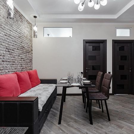 Apartments In Arcadia Vip Odesa Exterior photo
